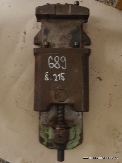 Svěrák strojní 215mm (P3274691.JPG)